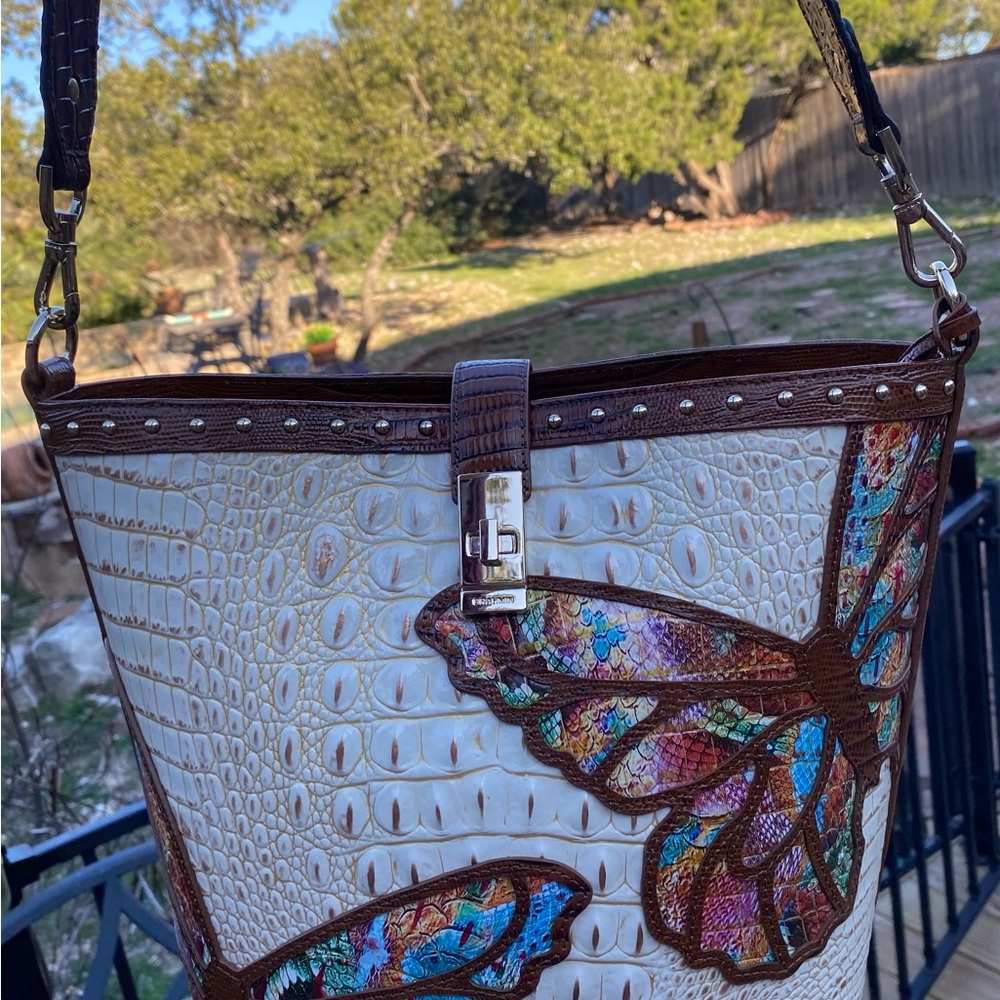 🔥BRAHMIN🔥Shira Studded Bucket Bag in Ivory Iguana Gala Melbourne - EUC - Picture 16 of 16